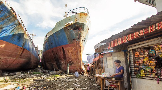  Τα επτά πλοία που ο τυφώνας έβγαλε στη στεριά και έμειναν εκεί για πάντα [εικόνες] | iefimerida.gr 4