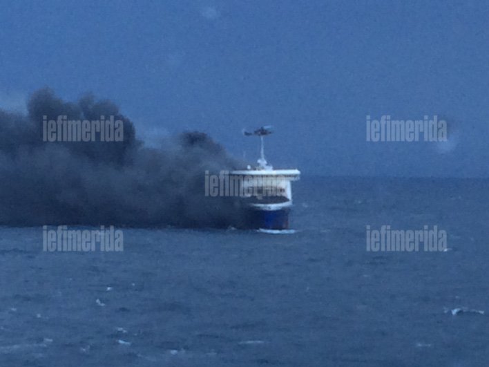 Αγγελος Μόσχοβας: Η τραγωδία του Norman Atlantic όπως την έζησα [νέες αποκλειστικές εικόνες & βίντεο] | iefimerida.gr 2