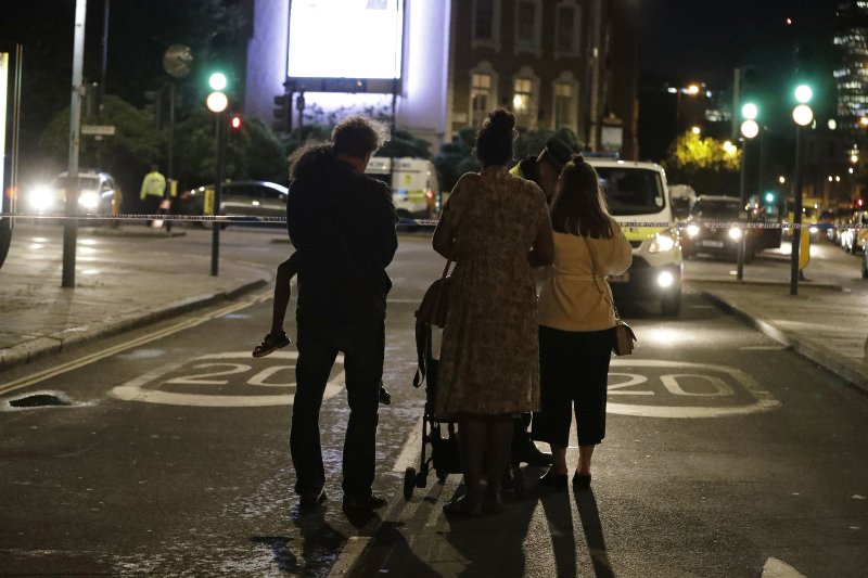 Λονδίνο: Οδηγός ταξί προσπάθησε να σταματήσει μόνος του τους τρομοκράτες [εικόνες & βίντεο]  | iefimerida.gr 4