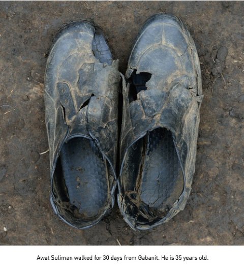 Οι συγκλονιστικές φωτογραφίες των παπουτσιών προσφύγων στο Σουδάν που ταξίδευαν με τα πόδια [εικόνες] | iefimerida.gr 5