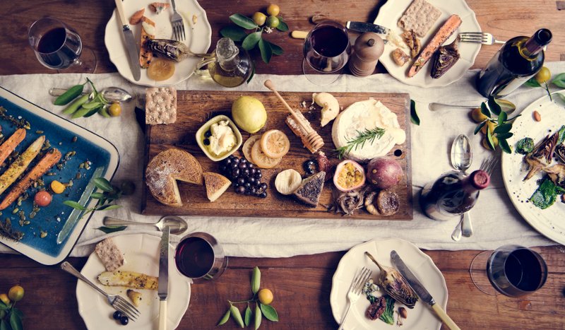 Ούτε μπύρα, ούτε κρασί -Η σαμπάνια ταιριάζει ιδανικά με την μπριζόλα [εικόνες] | iefimerida.gr 0