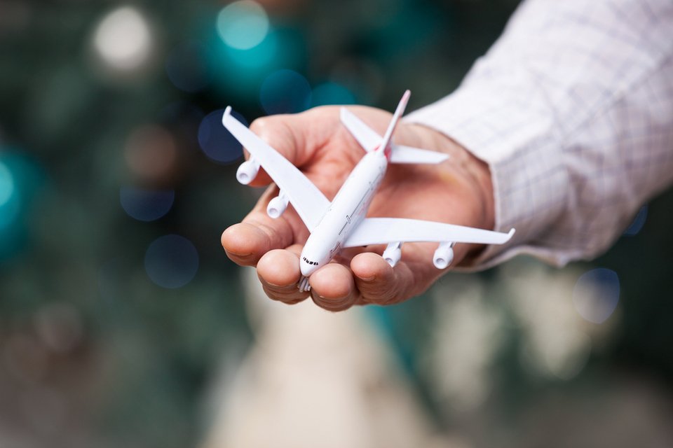 Ωστόσο σύμφωνα με το Skyscanner ( εταιρία που βρίσκει φθηνά αεροπορικά εισιτήρια προς όλον τον κόσμο) υπήρχαν και πιο δημοφιλείς προορισμοί με καλή έκπτωση όπως η Λισαβόνα, το Χονγκ Κονγκ και το Ντουμπάι.