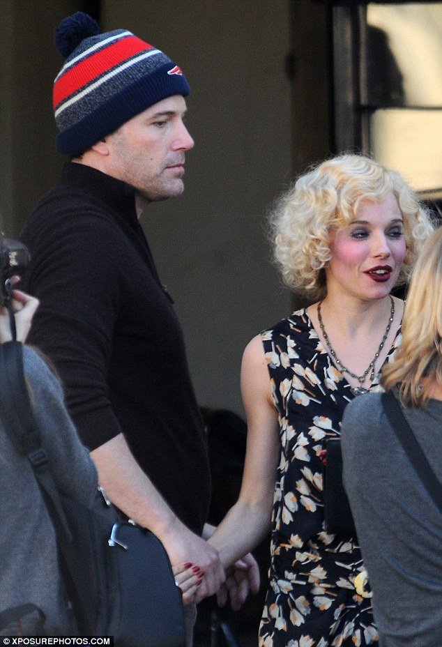 Μπεν Αφλεκ: Χεράκι-χεράκι με πασίγνωστη ηθοποιό [εικόνες]  | iefimerida.gr 0