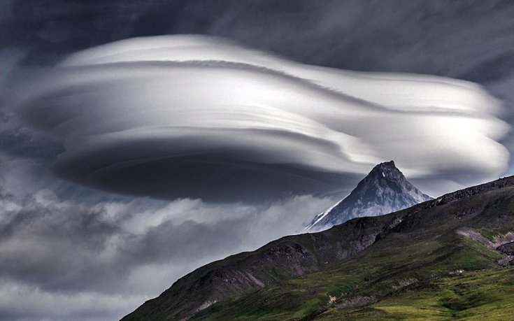 «Ιπτάμενοι» δίσκοι στη Ρωσία: Τα περίεργα παιχνίδια της φύσης [εικόνες] | iefimerida.gr 2