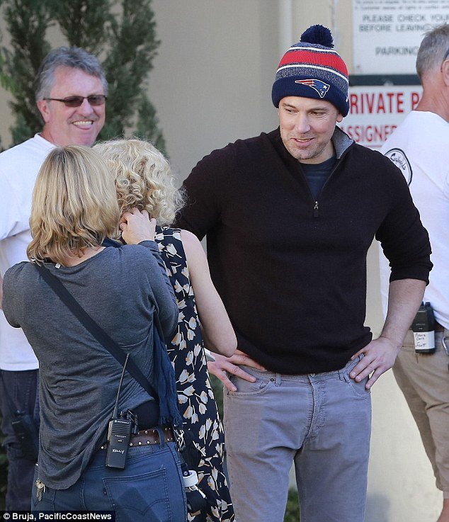 Μπεν Αφλεκ: Χεράκι-χεράκι με πασίγνωστη ηθοποιό [εικόνες]  | iefimerida.gr 2