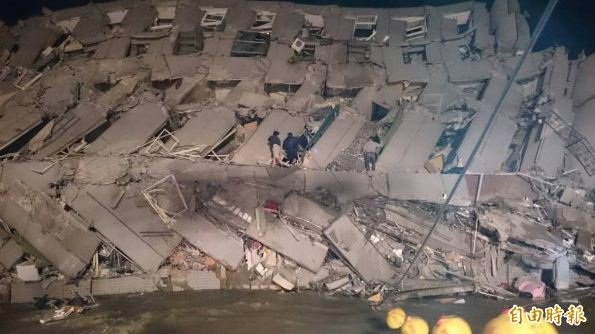 Σεισμός 6,4 στην Ταϊβάν -Κατέρρευσαν κτίρια, φόβοι για εκατοντάδες εγκλωβισμένους [εικόνες]  | iefimerida.gr 3