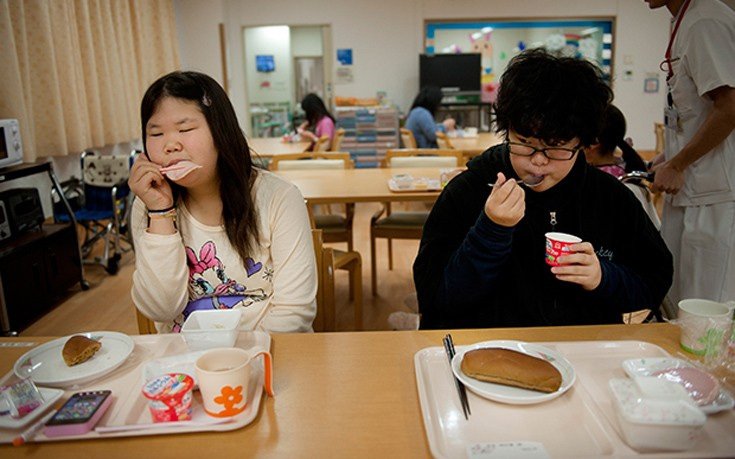 Στα άδυτα κλινικής για παχύσαρκα κορίτσια -Εκεί που η κάθε μπουκιά καταγράφεται [εικόνες]  | iefimerida.gr 6
