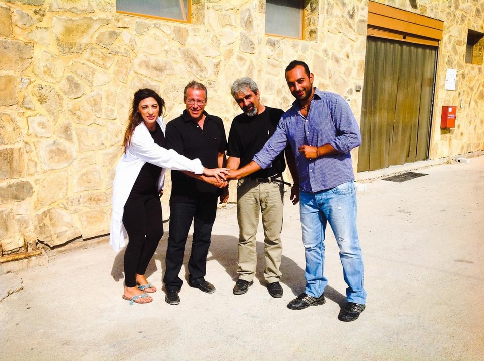 «Τοπλού»: Το πρώτο βιολογικό μέλι με υπερτροφές από την Κρήτη που ξελόγιασε τον Καναδά την Αυστραλία, τη Γερμανία [εικόνες]  | iefimerida.gr 2