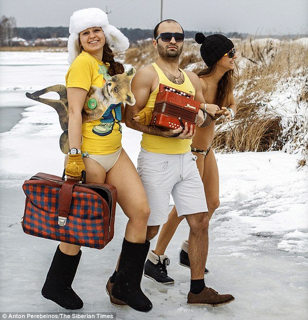 Τι συνέβη στην πάλαι ποτέ παγωμένη Σιβηρία; - Ντόπιοι πηγαίνουν για μπάνιο βιώνοντας τον πιο ζεστό χειμώνα [εικόνες]  | iefimerida.gr 1