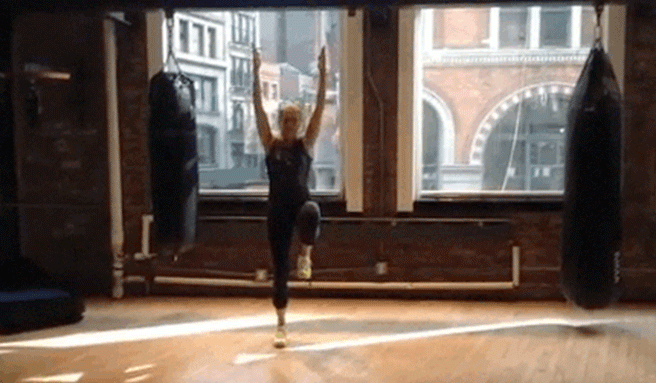 Με αυτές τις ασκήσεις σε τέσσερις εβδομάδες θα φορέσετε τις πιο τολμηρές φούστες -Πόδια σαν της Τζολί [gif] | iefimerida.gr 1