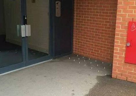 Η κίνηση γνωστού πανεπιστημίου που προκάλεσε οργή -Πώς απέκλεισε τους αστέγους από τη ζεστασιά [εικόνες] | iefimerida.gr 2