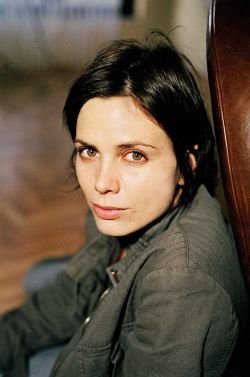 Μαρτυρία-σοκ από το Charlie Hebdo: «Ο τρομοκράτης με σημάδεψε και μου είπε δεν σκοτώνουμε γυναίκες αρκεί να ασπαστείς το Ισλάμ» [εικόνες] | iefimerida.gr 3