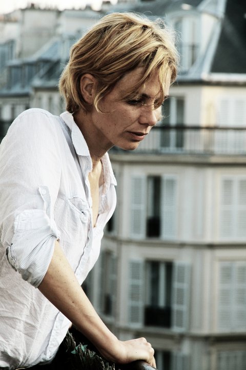 Μαρτυρία-σοκ από το Charlie Hebdo: «Ο τρομοκράτης με σημάδεψε και μου είπε δεν σκοτώνουμε γυναίκες αρκεί να ασπαστείς το Ισλάμ» [εικόνες] | iefimerida.gr 1