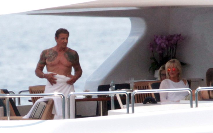 Σταλόνε με κορμί τριαντάρη [εικόνες]  | iefimerida.gr 2