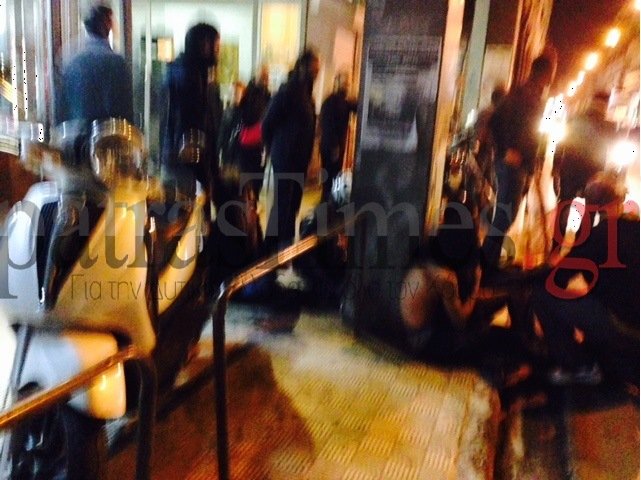 Επεισόδια σε Πάτρα, Βόλο και Θεσσαλονίκη στις πορείες για το Πολυτεχνείο [εικόνες&βίντεο] | iefimerida.gr 5