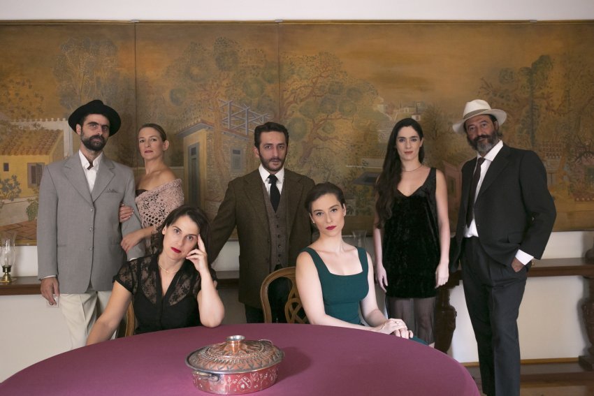 Η ξεχωριστή παράσταση της Εύας Σιμάτου ανάμεσα στα εκθέματα του Μουσείου Μπενάκη [εικόνες] | iefimerida.gr 2