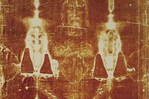 Eρευνα: Η Iερά Σινδόνη δεν είναι μεσαιωνικό δημιούργημα αλλά πολύ παλαιότερο [εικόνες] | iefimerida.gr 1