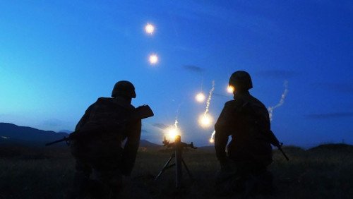 Ετσι εκπαιδεύονται οι επίλεκτοι της Αερομεταφερόμενης Ταξιαρχίας [εικόνες] | iefimerida.gr 15