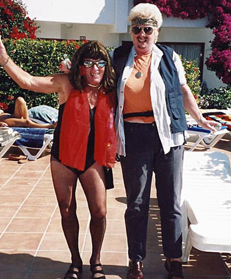 Οι Βρετανοί «βρωμίζουν» το Νότο -Τα αχαλίνωτα όργια συνταξιούχων στην Τενερίφη -Τα μεθύσια και τα ξεφτιλίκια [εικόνες] | iefimerida.gr 6