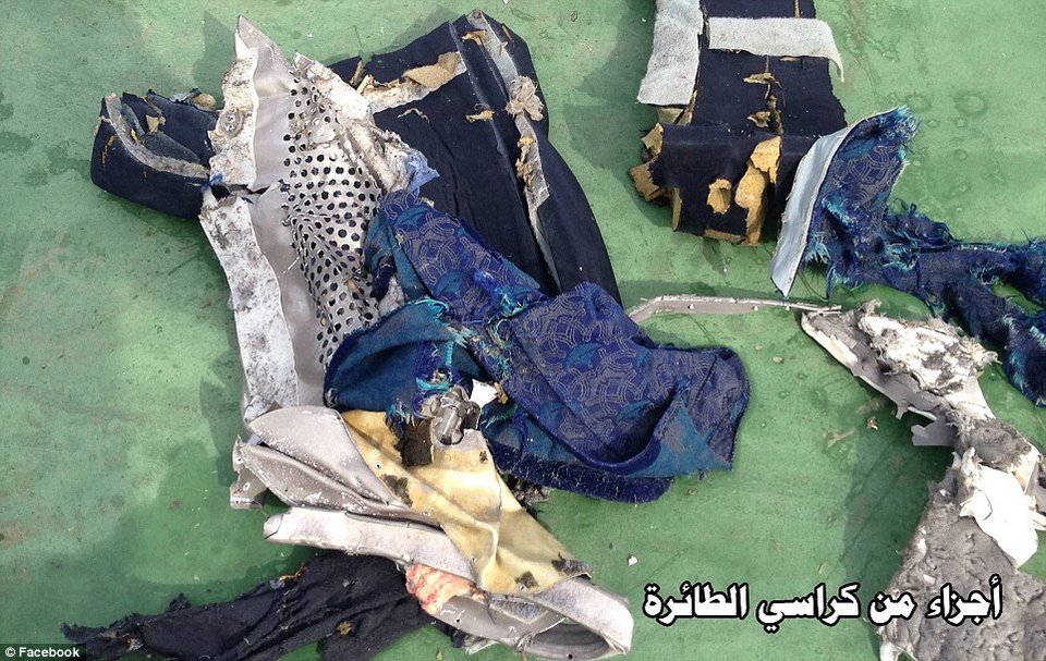 Τραγωδία EgyptAir: Σε βάθος 3 χλμ. αναζητούν τα μαύρα κουτιά -Εκεί κρύβονται οι απαντήσεις | iefimerida.gr 2