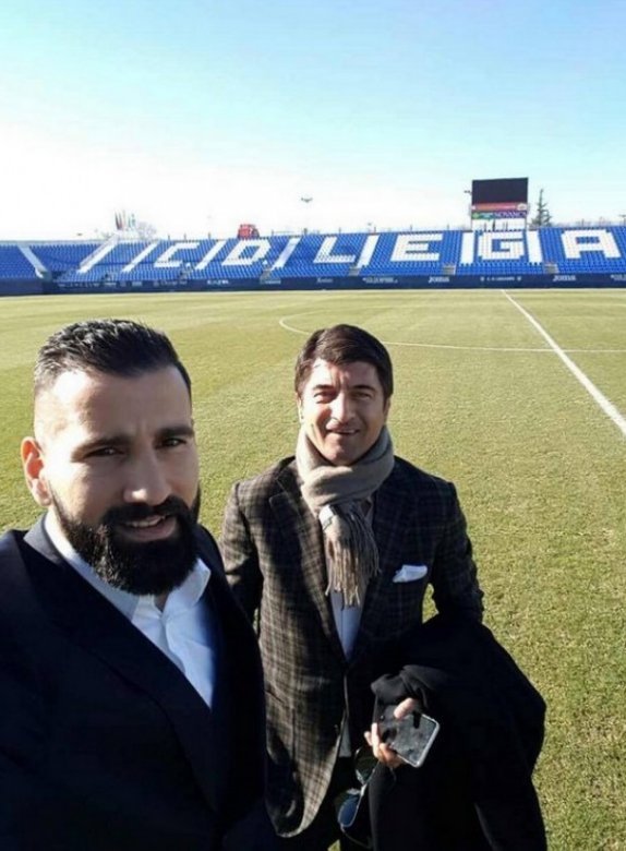 Στη Λεγανές ο Σιόβας - Η selfie μέσα από το γήπεδο | iefimerida.gr 0