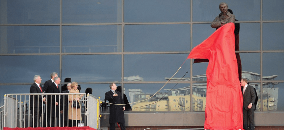 Εμεινε «άγαλμα» ο σερ Αλεξ Φέργκιουσον [εικόνες] | iefimerida.gr 0