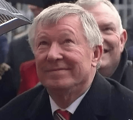 Εμεινε «άγαλμα» ο σερ Αλεξ Φέργκιουσον [εικόνες] | iefimerida.gr 2