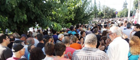 Τα συσσίτια του μίσους, με πολύ κόσμο, στα γραφεία της Χρυσής Αυγής [εικόνες & βίντεο] | iefimerida.gr 2