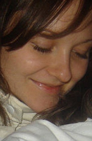 Πήρε αγκαλιά το κοιμισμένο παιδί της και έπεσε από τον 9ο όροφο -Επειδή τη χλεύαζε ο σύζυγός της [εικόνες] | iefimerida.gr 0