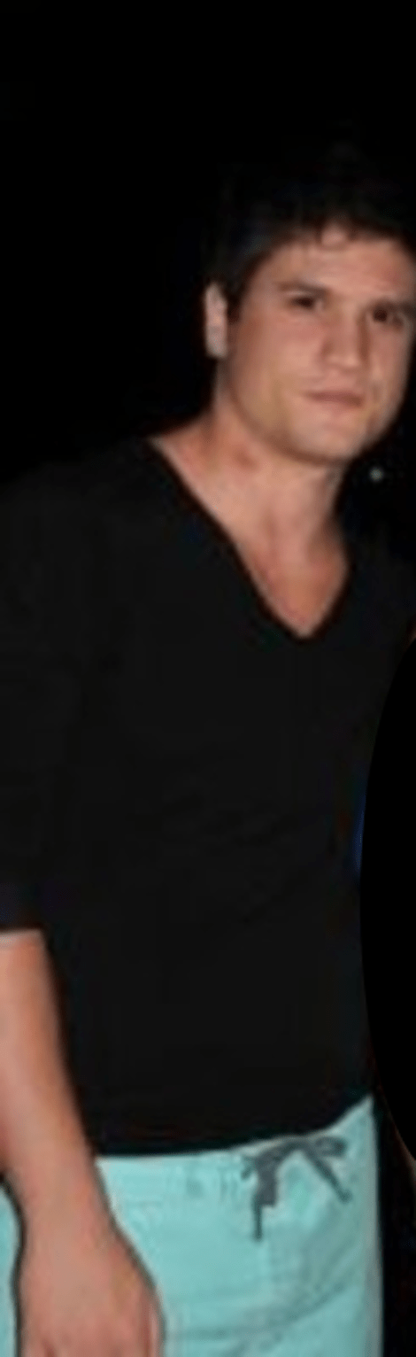 Ποιος είναι ο όμορφος νεαρός που μας μιλά για την... πρώτη του φορά στο σποτ του Ποταμιού [εικόνες & βίντεο] | iefimerida.gr 1