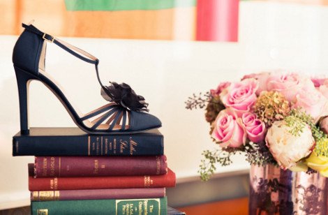 Αυτά είναι τα παπούτσια που σχεδίασε η Σάρα Τζέσικα Πάρκερ σε συνεργασία με τον Manolo Blahnik -Ποια η τιμή τους [εικόνες] | iefimerida.gr 2