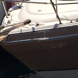 Στο βυθό παραμένει η λάντζα από την τραγωδία στην Αίγινα -Εμφανή τα σημάδια από τη σύγκρουση με το ταχύπλοο [εικόνες] | iefimerida.gr 6