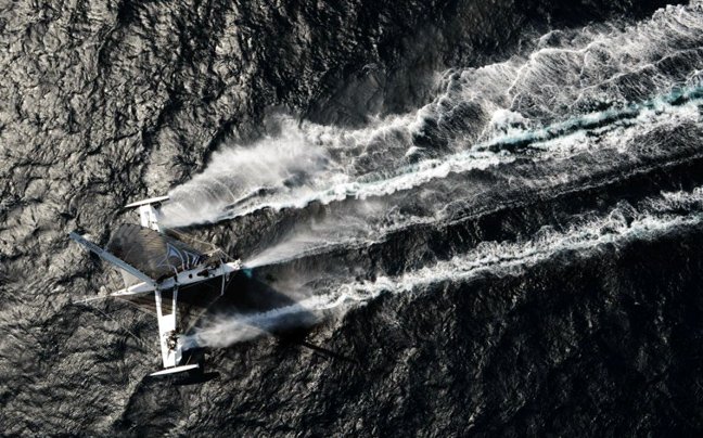 Το «Υδρόπτερο» πετάει στα κύματα – Το πιο γρήγορο ιστιοφόρο στον κόσμο [βίντεο & εικόνες] | iefimerida.gr 0