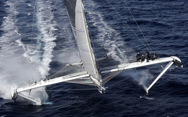 Το «Υδρόπτερο» πετάει στα κύματα – Το πιο γρήγορο ιστιοφόρο στον κόσμο [βίντεο & εικόνες] | iefimerida.gr 1