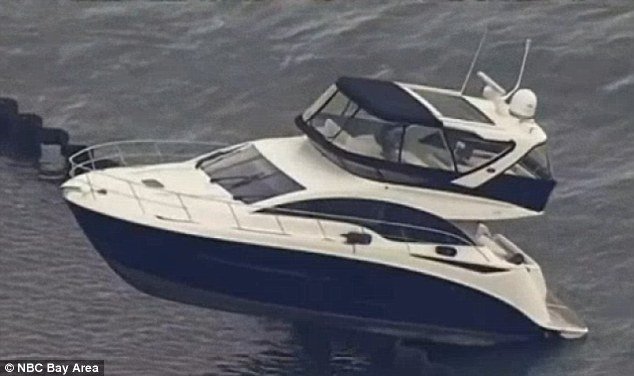 Ο γκαφατζής σκαφάτος -«Σκαρφάλωσε» με το πανάκριβο γιοτ του πάνω σε κυματοθραύστη [εικόνες & βίντεο] | iefimerida.gr 1