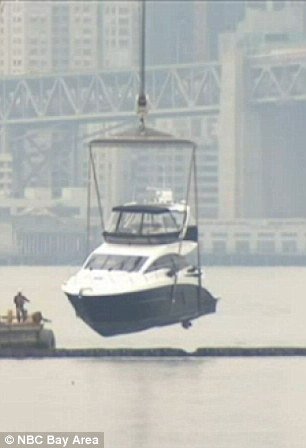 Ο γκαφατζής σκαφάτος -«Σκαρφάλωσε» με το πανάκριβο γιοτ του πάνω σε κυματοθραύστη [εικόνες & βίντεο] | iefimerida.gr 2