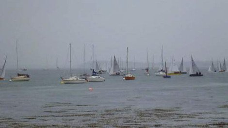 Αναποδογύρισαν σκάφη σε ιστιοπλοϊκό αγώνα στη Βόρεια Ιρλανδία -Μεγάλη επιχείρηση για τη διάσωση 97 ανθρώπων [εικόνα] | iefimerida.gr 0