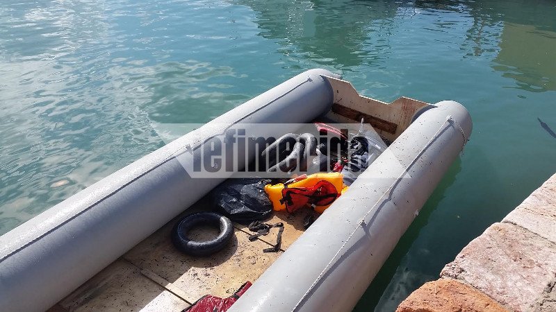 Δύο φουσκωτά με 120 πρόσφυγες στη Χίο -Τους περισυνέλεξε η Frontex [αποκλειστικές εικόνες] | iefimerida.gr 1