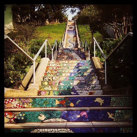 Σκάλες έργα τέχνης που δίνουν διαφορετικό χρώμα στις πόλεις του κόσμου [εικόνες] | iefimerida.gr 6