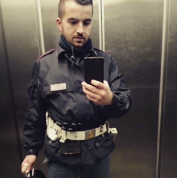 Διθύραμβοι στην Ιταλία για τον αστυνομικό που σκότωσε τον μακελάρη του Βερολίνου [εικόνες] | iefimerida.gr 0