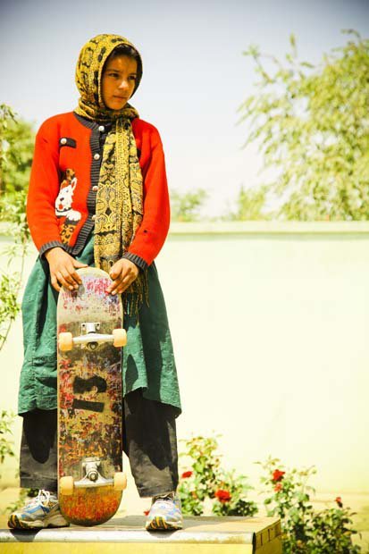 Μπούργκα και skateboarding – Μια σχολή που έφερε επανάσταση και χαρά στα κορίτσια του Αφγανιστάν [εικόνες&βίντεο]  | iefimerida.gr 5