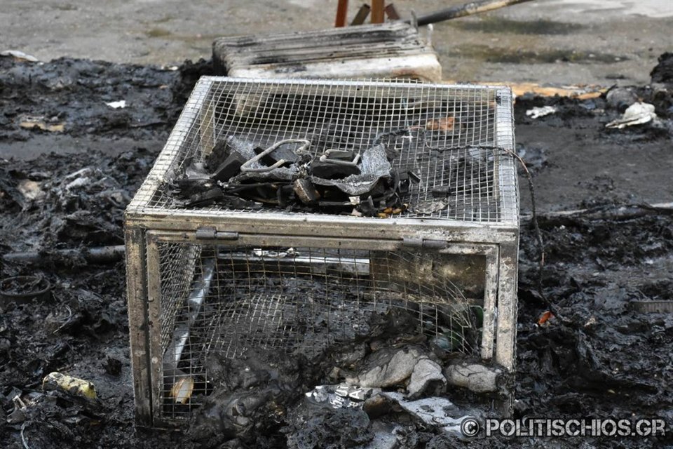 Xίος: Αφγανοί προσπάθησαν να κάψουν ζωντανούς Μαροκινούς [εικόνες & βίντεο] | iefimerida.gr 2