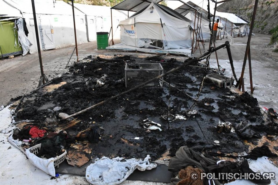 Xίος: Αφγανοί προσπάθησαν να κάψουν ζωντανούς Μαροκινούς [εικόνες & βίντεο] | iefimerida.gr 6