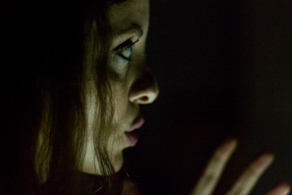  «Μέσα στην άμμο» -Ενα ενδιαφέρον πειραματικό ντοκιμαντέρ για την ψυχική ασθένεια [εικόνες & βίντεο] | iefimerida.gr 0