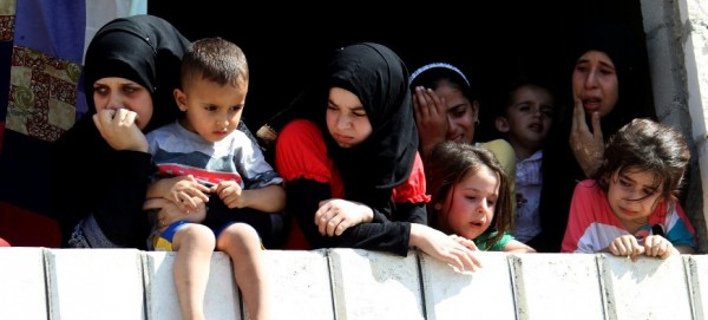 Τα κορίτσια των Γεζίντι αυτοκτονούν για να γλιτώσουν τους βιασμούς ή να γίνουν σκλάβες του σεξ για τους τζιχαντιστές [εικόνες] | iefimerida.gr 0