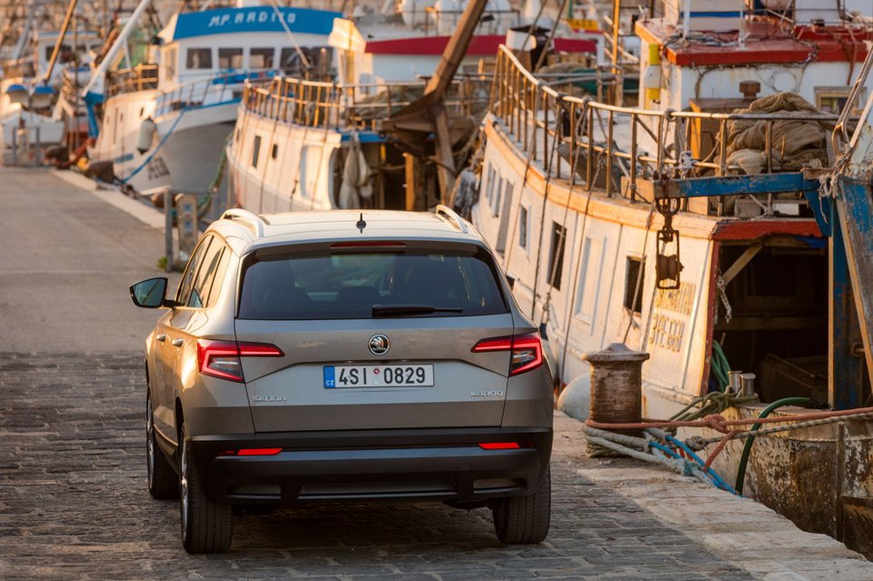 Το νέο και ενδιαφέρον Skoda Karoq ξεκινά από 19.900 ευρώ [εικόνες & βίντεο] | iefimerida.gr 3