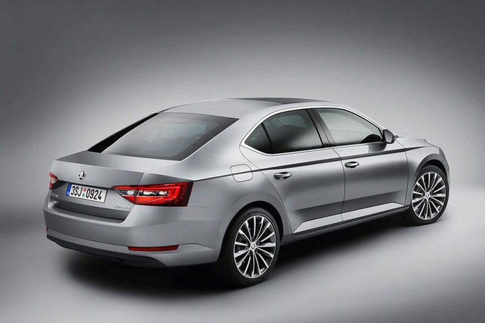 Αυτό είναι τα νέο Superb της Skoda | iefimerida.gr 2
