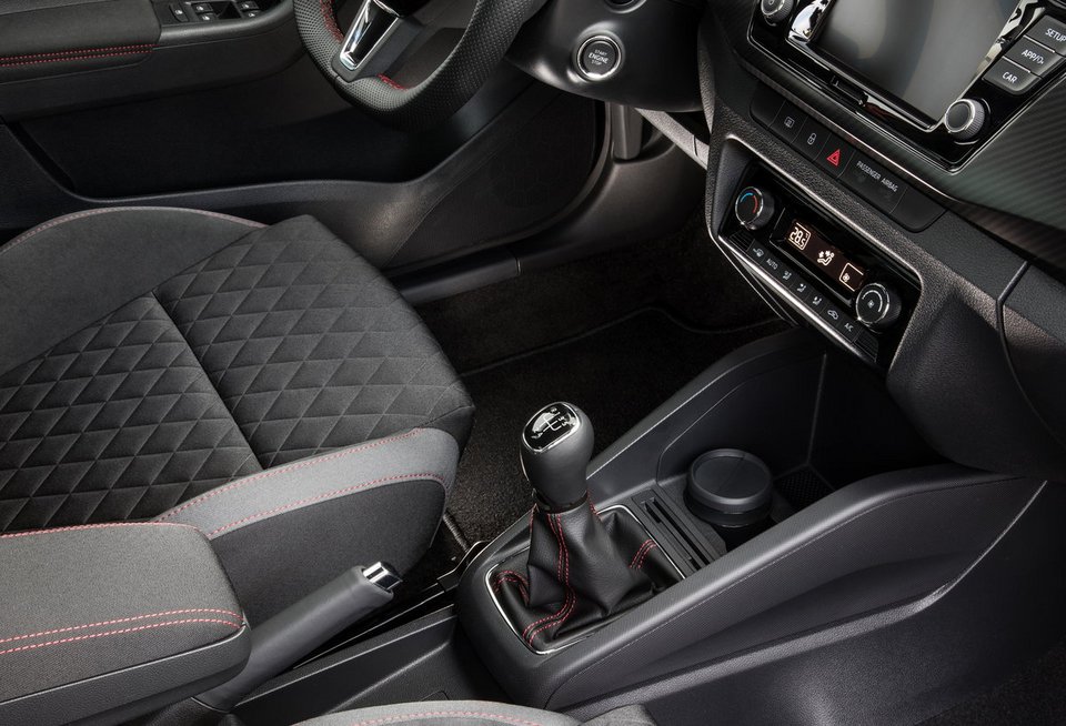 Skoda Fabia: Ανανεωμένη και με πιο σπορ έκδοση Monte Carlo | iefimerida.gr 7