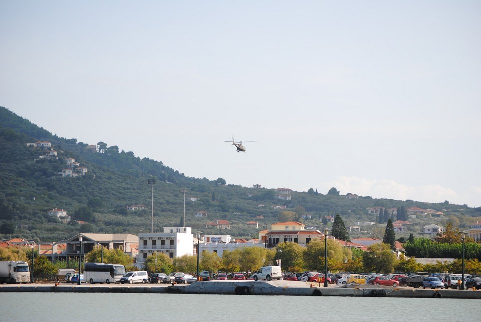 Το «συσσίτιο» Τσίπρα Καμμένου στη Σκόπελο: Μπακαλιάρος σκορδαλιά και σαρδέλες στα κάρβουνα [εικόνα] | iefimerida.gr 5