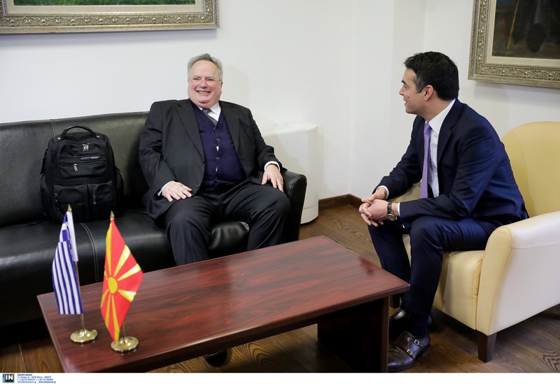 Ξεκίνησε η συνάντηση Κοτζιά-Ντιμιτρόφ στα Σκόπια -Τα αγκάθια για συμφωνία | iefimerida.gr 3